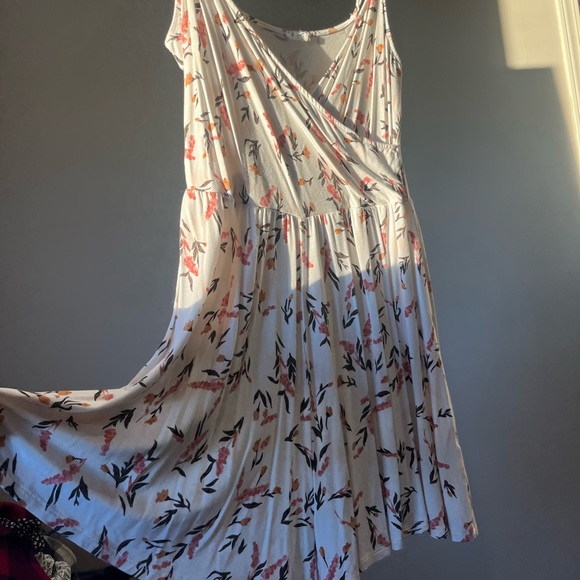 Floral romper - Picture 1 of 4